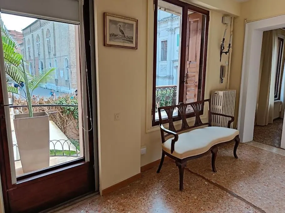 Palazzo Querini Accademia Διαμέρισμα Βενετία