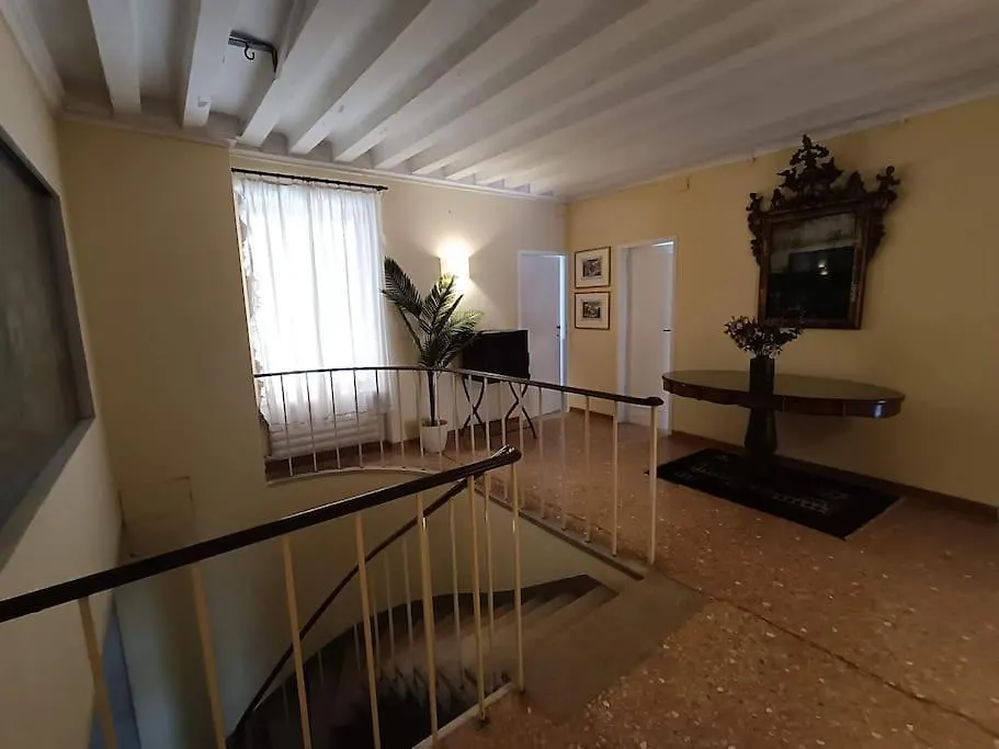 Palazzo Querini Accademia Διαμέρισμα Βενετία